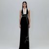Vestido largo halter bicolor cinturón lazada