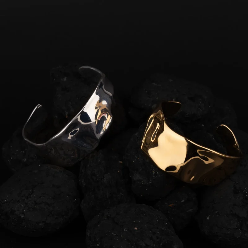 Forge 01 Sculptural Bracelet - Ze Garcia x Elena Estaun - Imagen 3